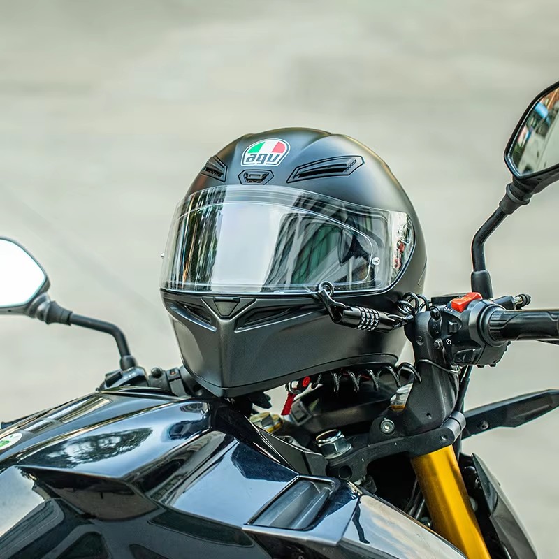 4-digit password anti-theft co - مراجعة Mountain Biking Helmet وسعره
